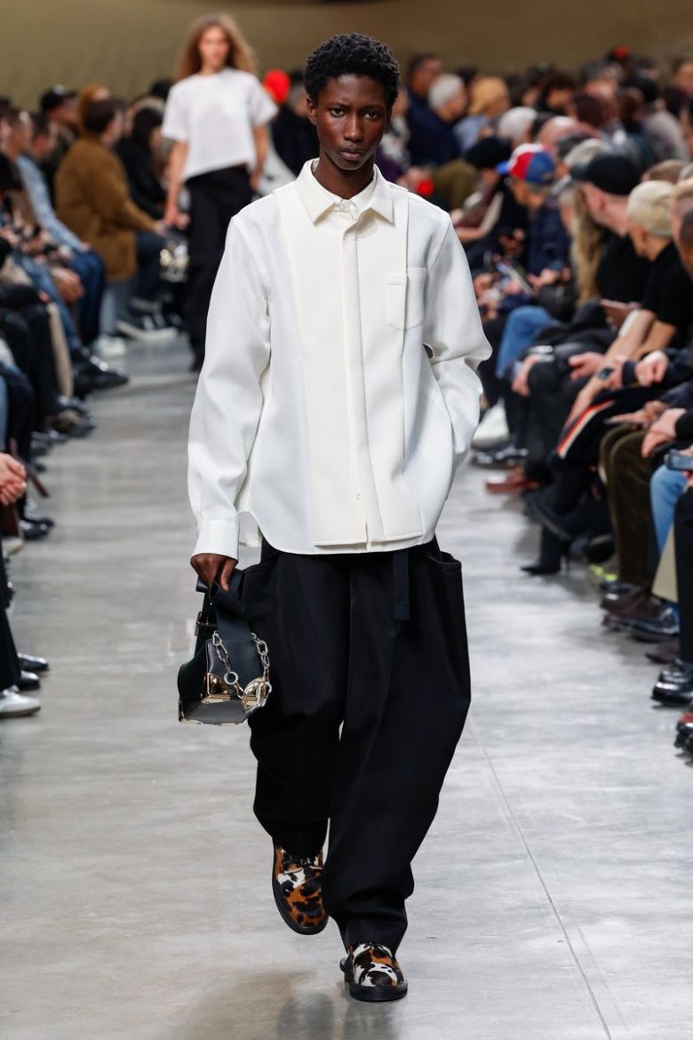 sacai-fw-25-mens-womens-pre-fall-2025-show