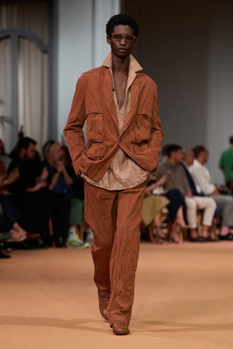 zegna-ss-26-show-dubai