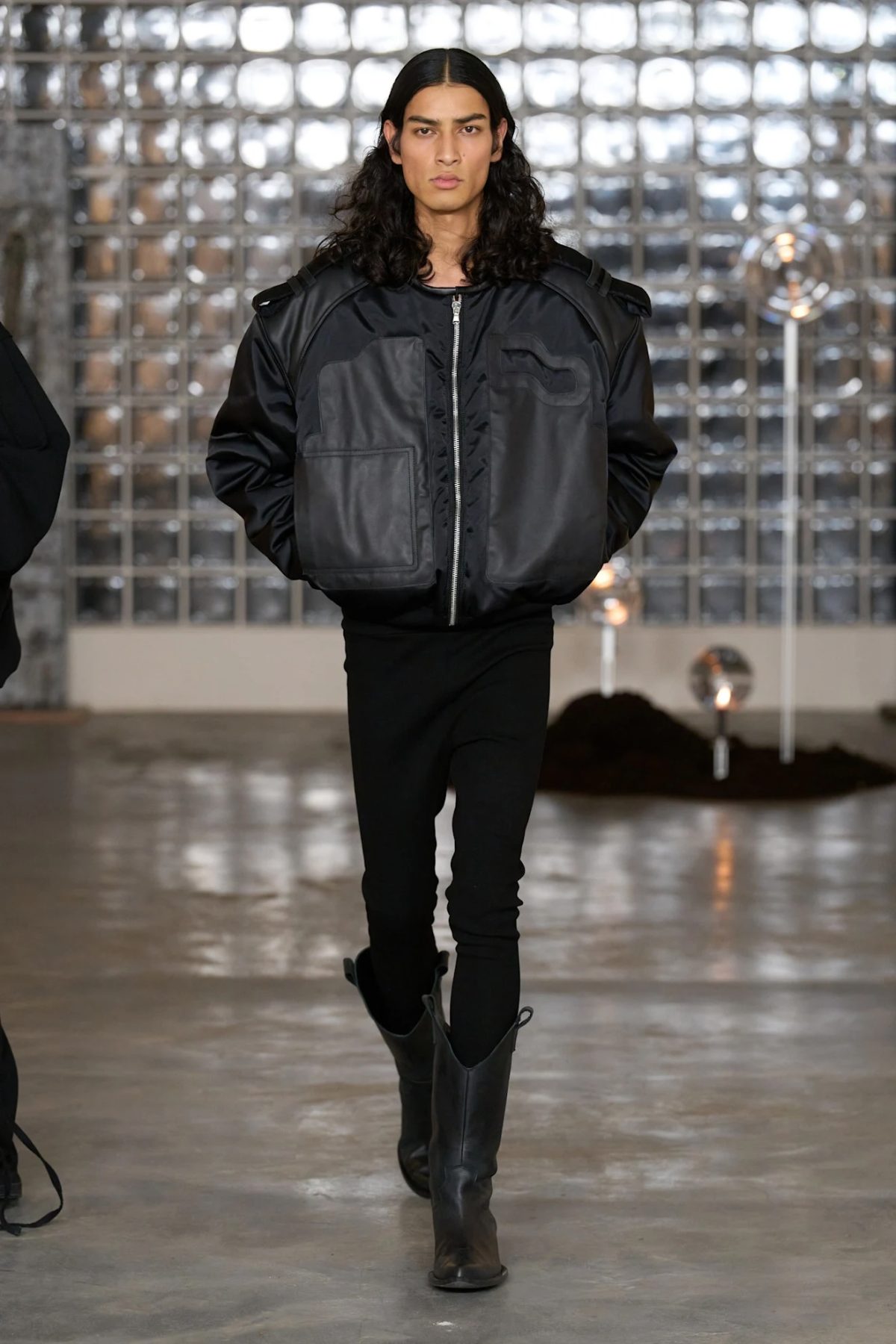 domenico-orefice-26aw-00001-6ad03f12-cfe3-490b-9330-fd3d5ad25846