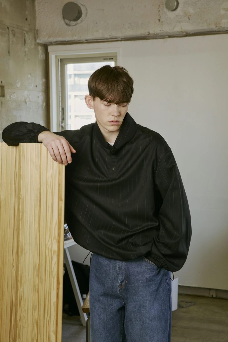 cornier_2025ss_look_08-jpg%e3%81%ae%e3%82%b3%e3%83%94%e3%83%bc