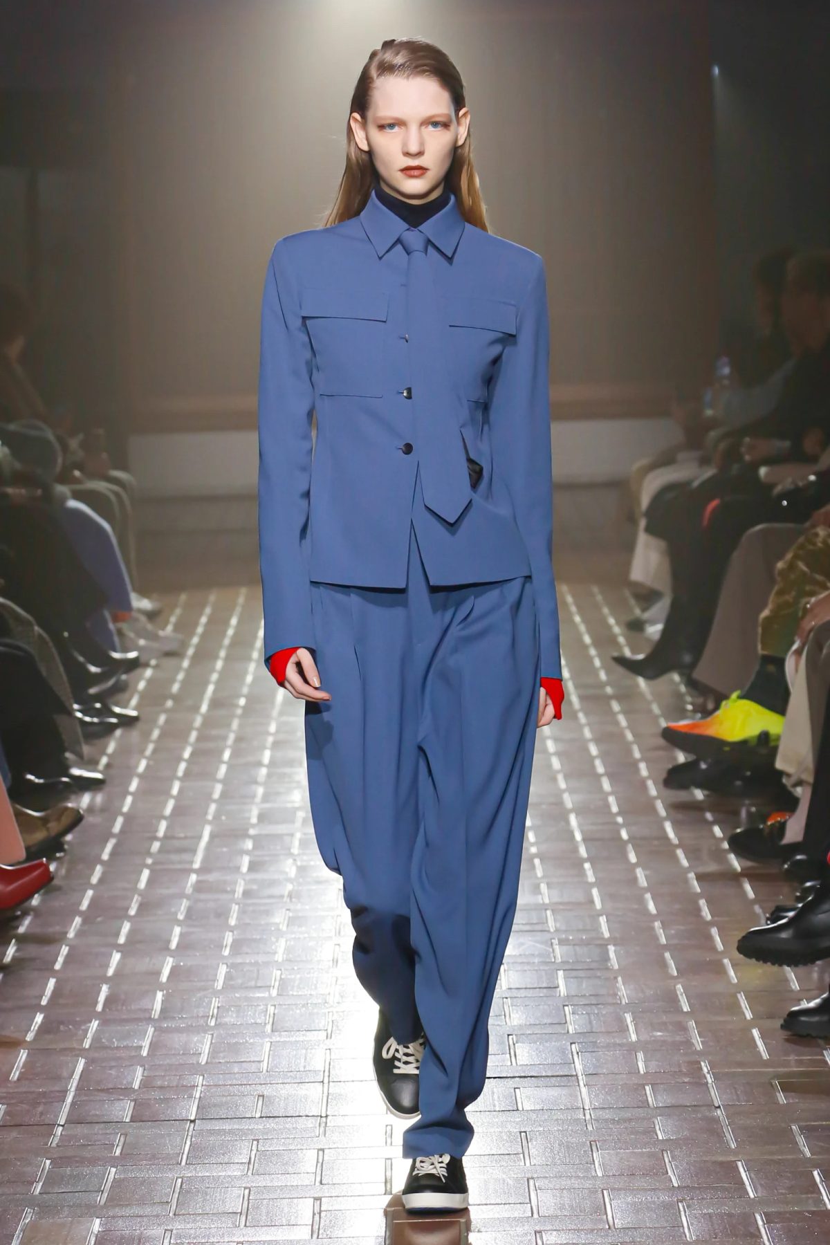 cinoh-24aw-017-101f3a8d-8b58-4f33-99cb-a54927eb30f7