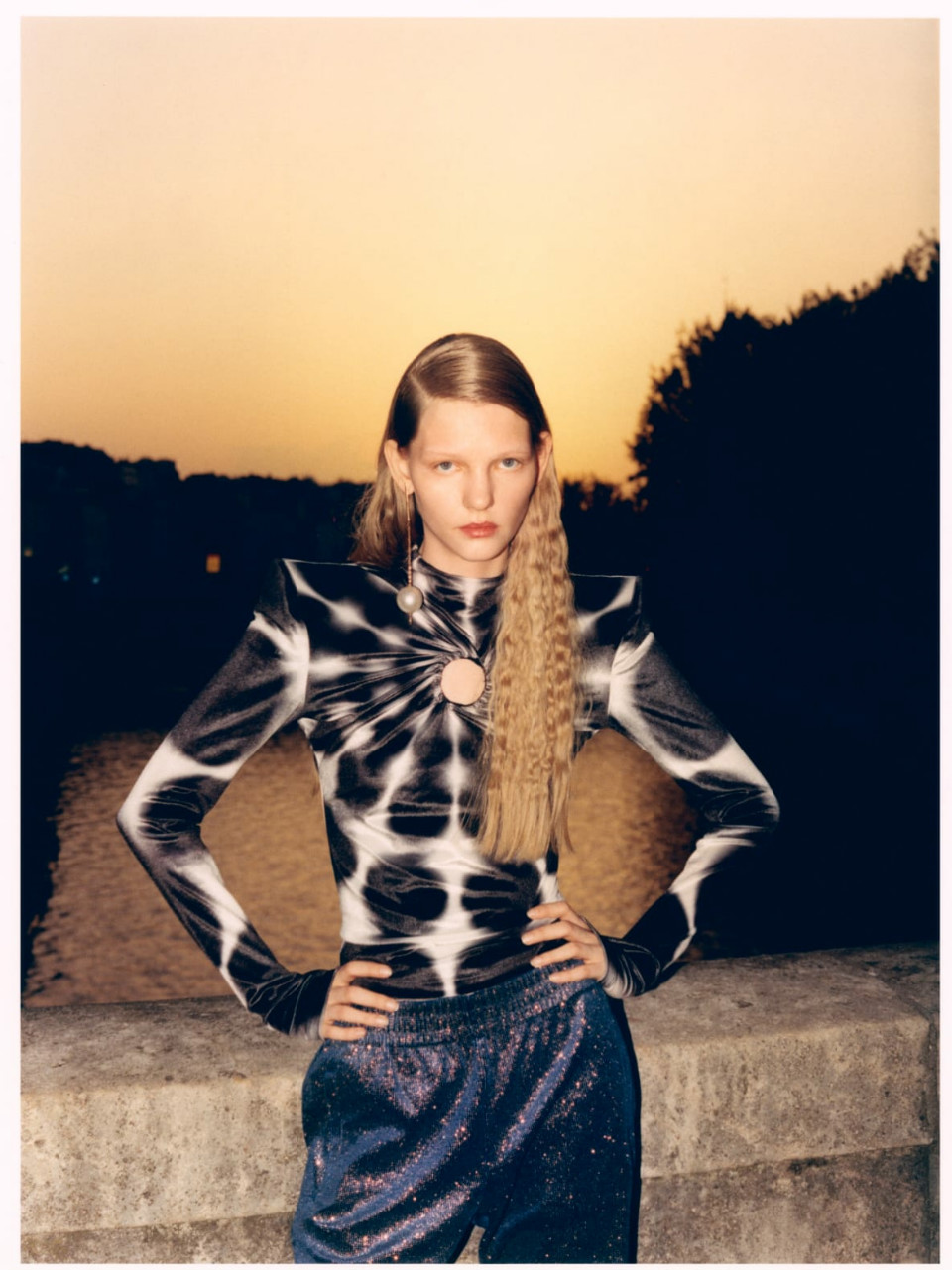 xr5hpddjuozl-te0qa4i_m