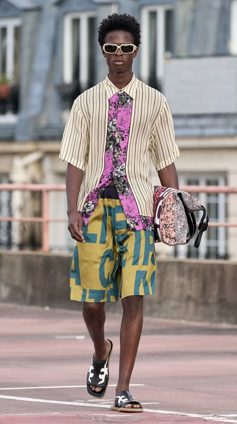dries-van-noten-ss-23-mens-show