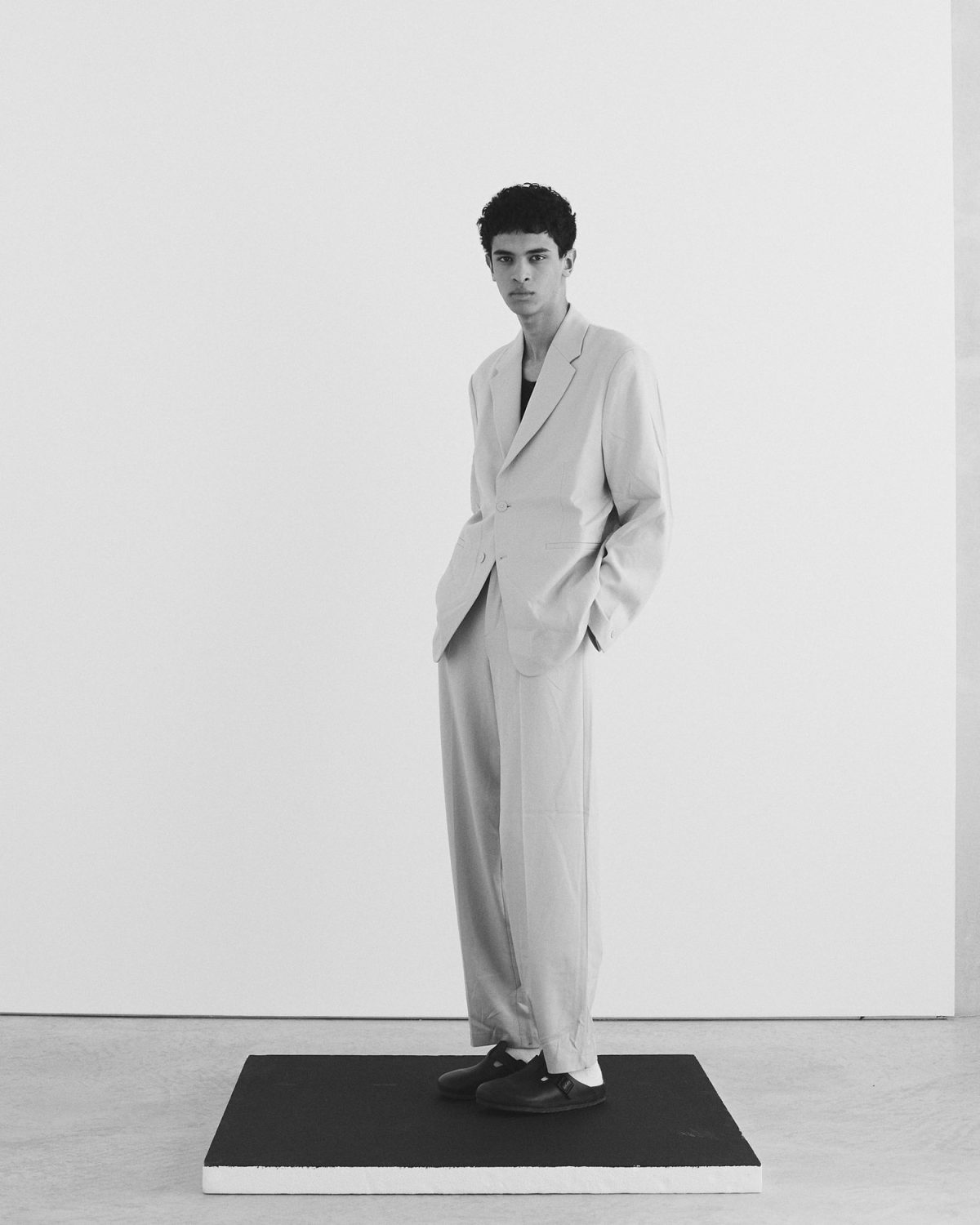 2023-12-elitemodelmgmt-hatim-11950