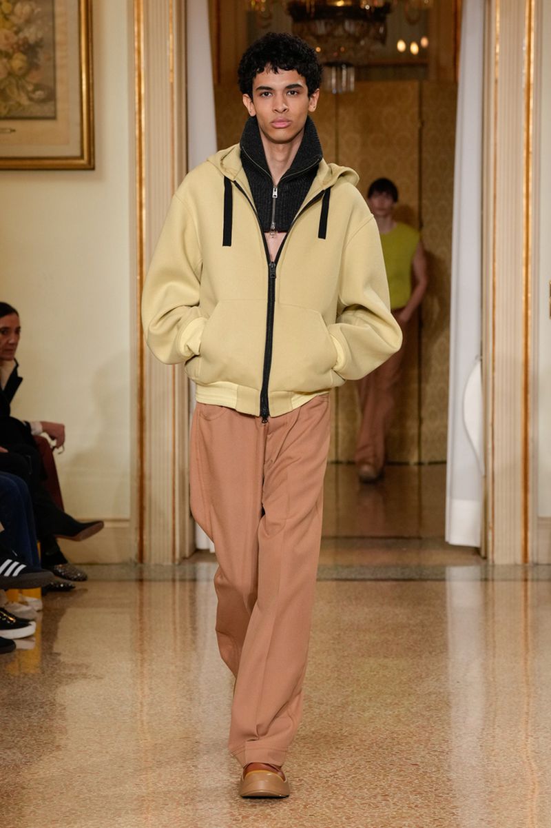 onitsuka-tiger-fw-24-show