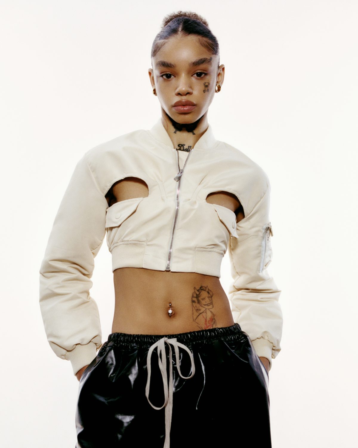 1-dolly-dolly-by-dasza-wasiak-unit-model-management-belgium