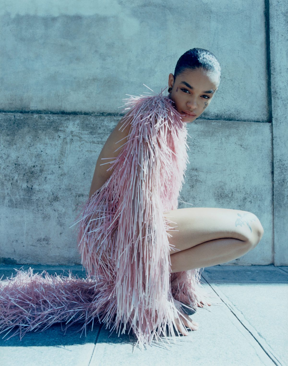 22-dolly-twin-magazine-by-lola-banet-unit-model-management-belgium