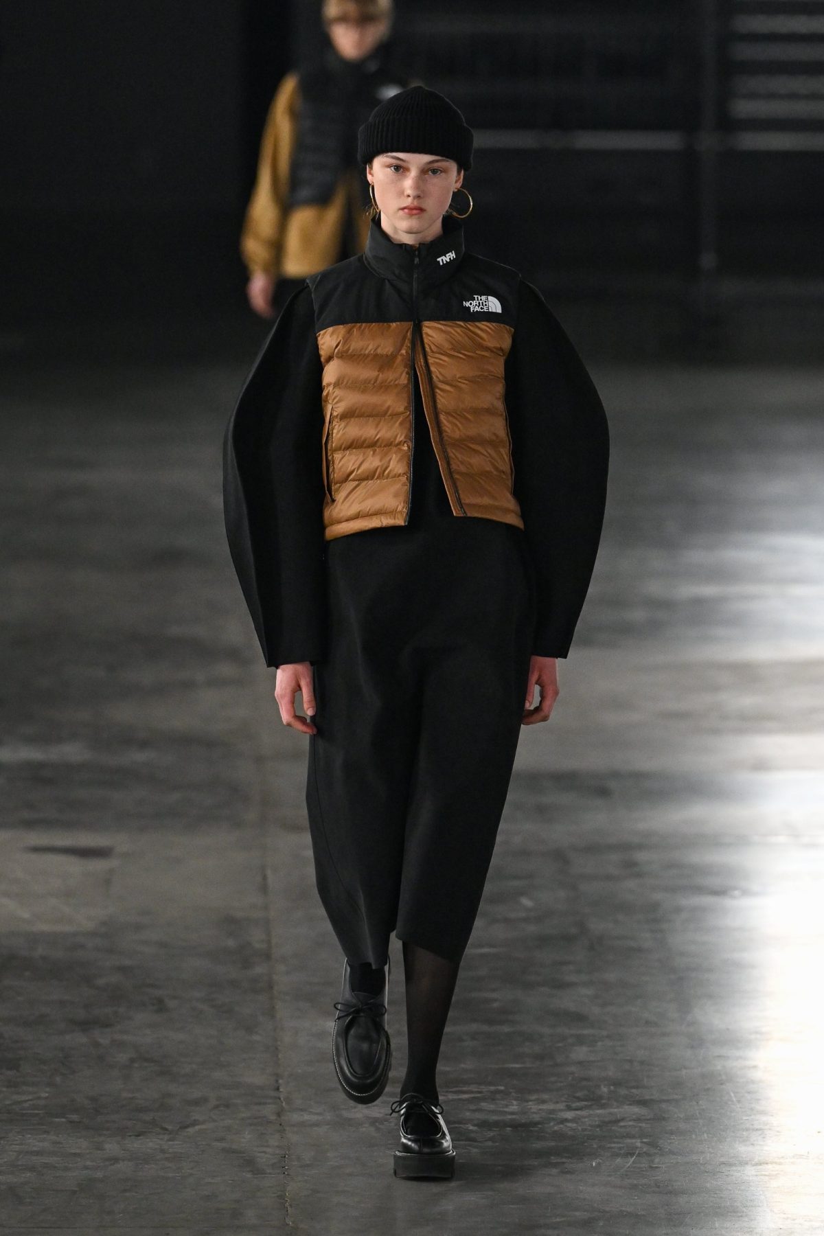 hyke_tokyo25fw_0058_3103-142f8cb