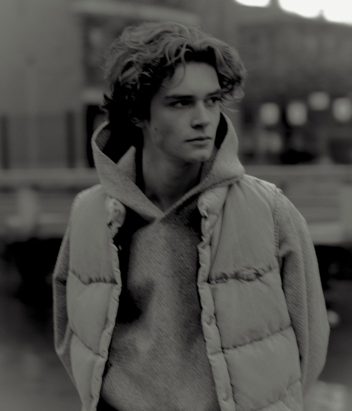 0d5946aa-4c70-45c9-8118-8e4e2b3197f275dc80ec-3e53-48a6-9188-5a7a93a1f597_hd