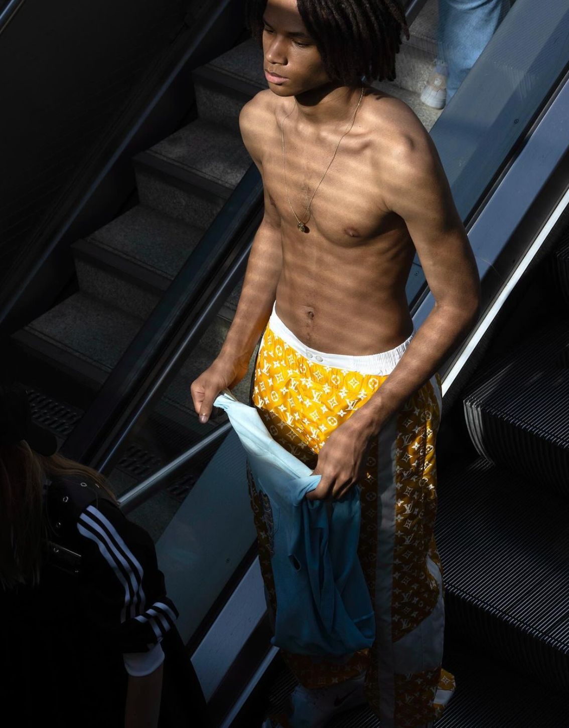 4-kenzo-kingue-harper-s-bazaar-us-sep24