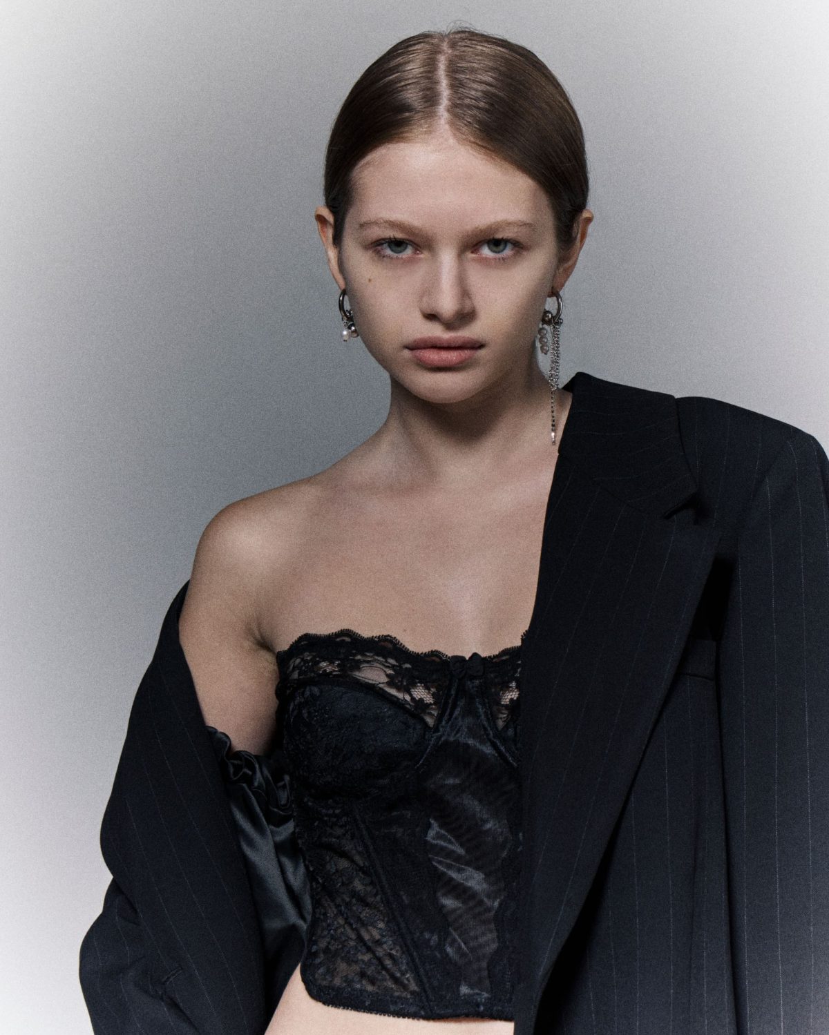 04-09-2025_leticia-dewes-by-florent-31