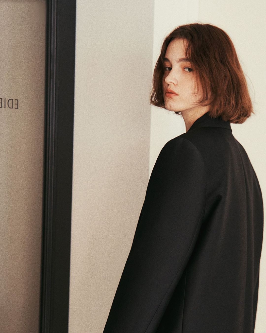 19-katsha-book-nagorny-model-management