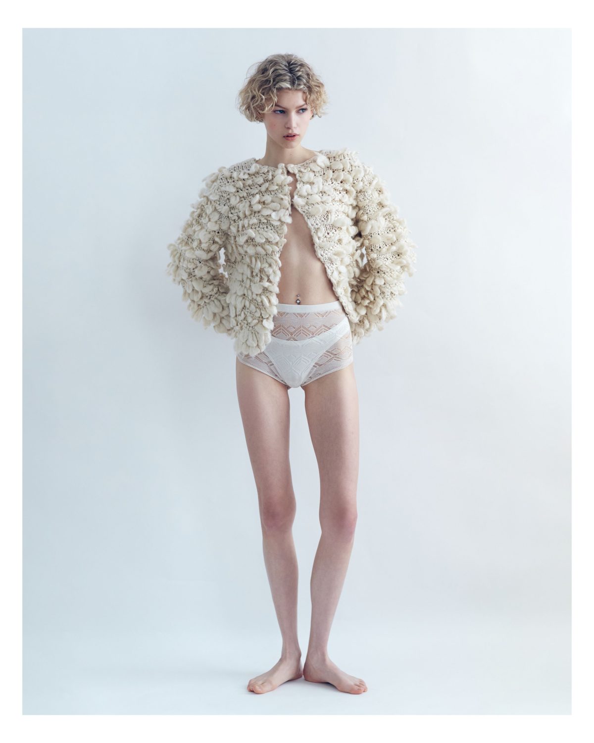 16-rosa-e-main-book-mirrrs-models-gmbh