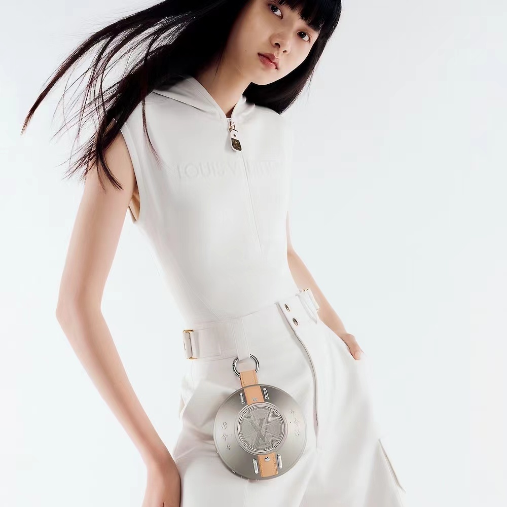 2023-12-15-louis-vuitton-ecom