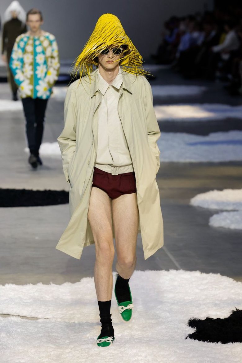 prada-ss-26-mens-show