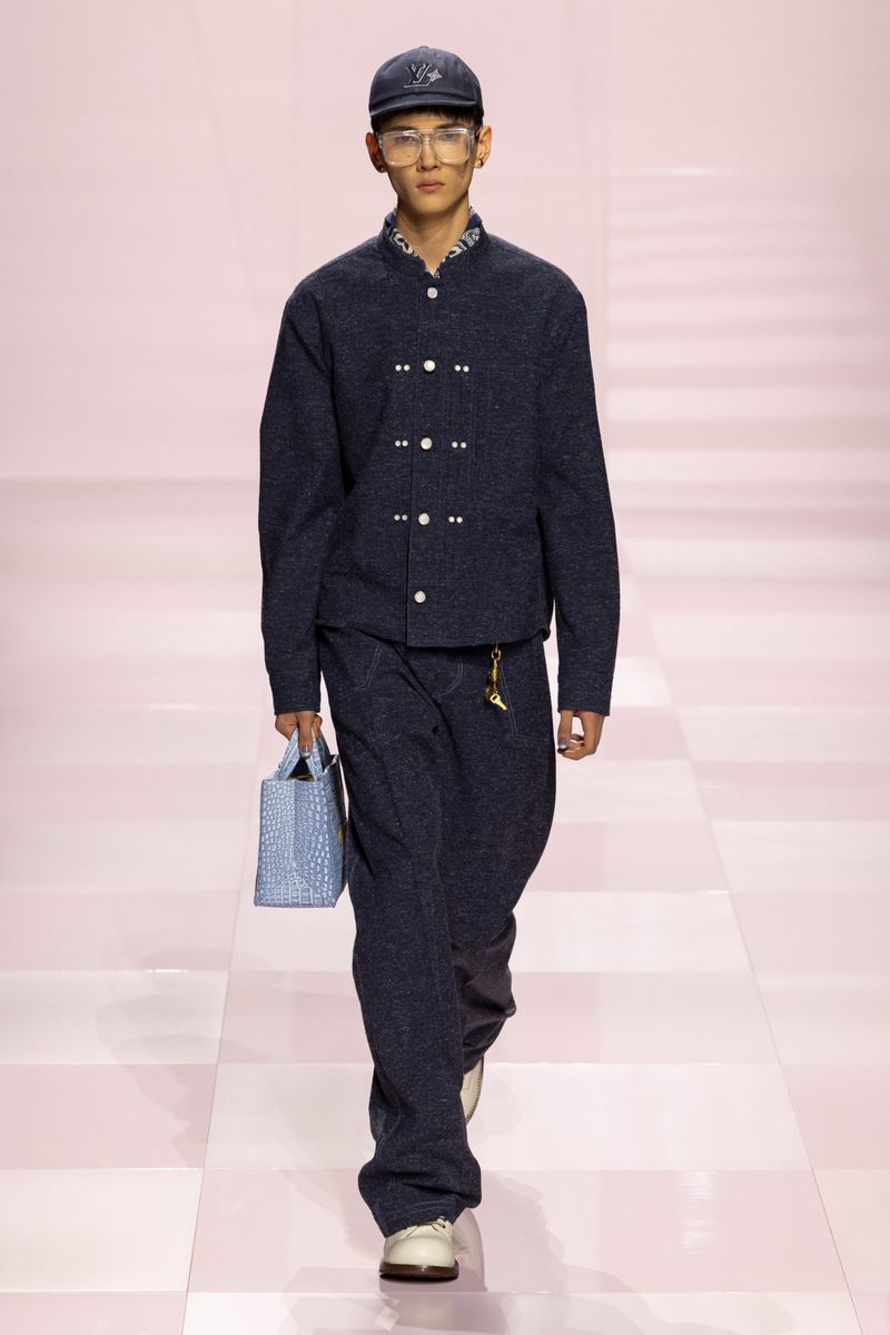 louis-vuitton-fw-25-mens-show-4