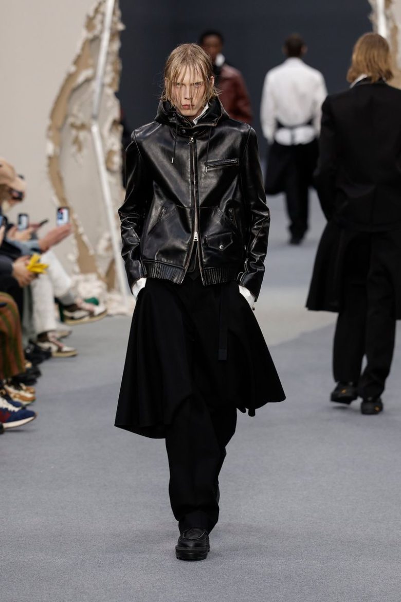sacai-fw-26-mens-womens-pre-fall-2026-show-2